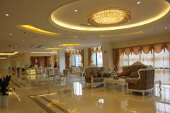 金华维多利亚曾良生、廉乐天假体隆鼻谁做的好