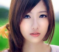 假体垫下巴手术有没有后遗症？多少钱？