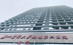 广医二院戴牙套价格是多少？正畸价目表曝光了