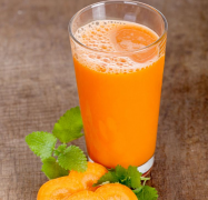 减肥蔬菜汁怎么样？低卡高纤喝出好身材